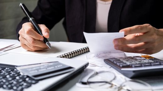 ¿Alguna vez te has preguntado si debes pagar impuestos? Descubre de forma sencilla y online si adeudas un monto